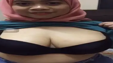 Bokep Indo Bunda Tobrut Doyan Sepong