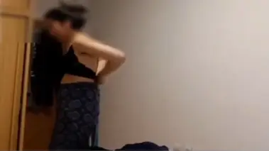 Skandal Rekam Pacar Kakak Ganti BH Hitam