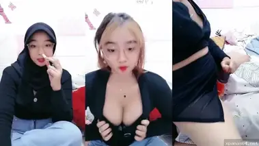 Ukhty Tetek Gede Ngangkang Minta Dientot